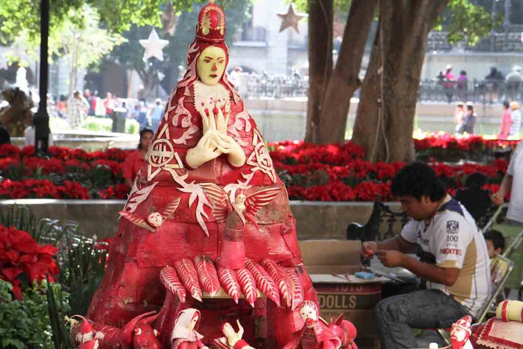 How They Celebrate Christmas In Mexico - til Christmas