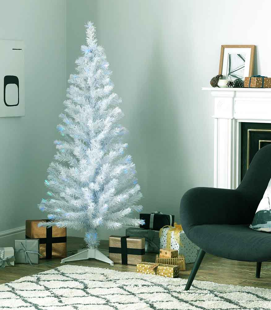 simple white christmas tree